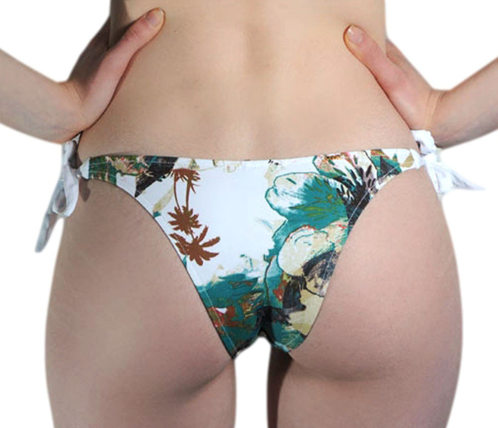 Brazilian Bikini Floresta