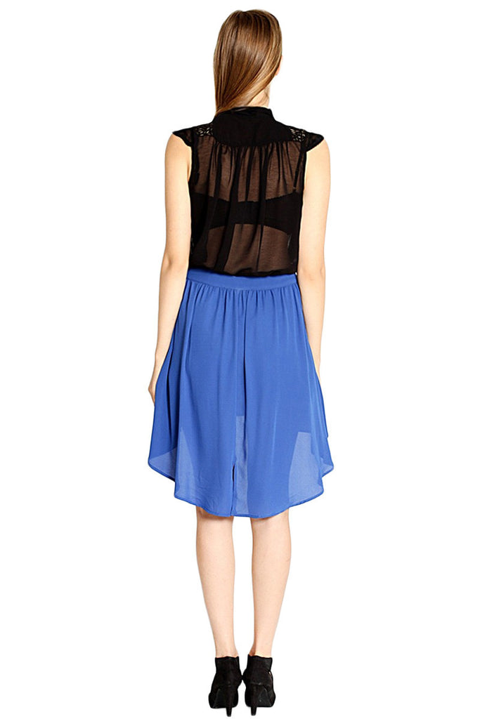 Rustle of Blue Skirt